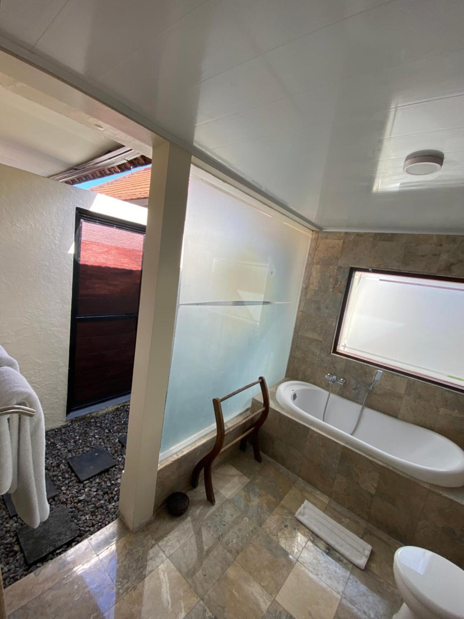 The Awan Villas - Chse Certified Seminyak  Luaran gambar