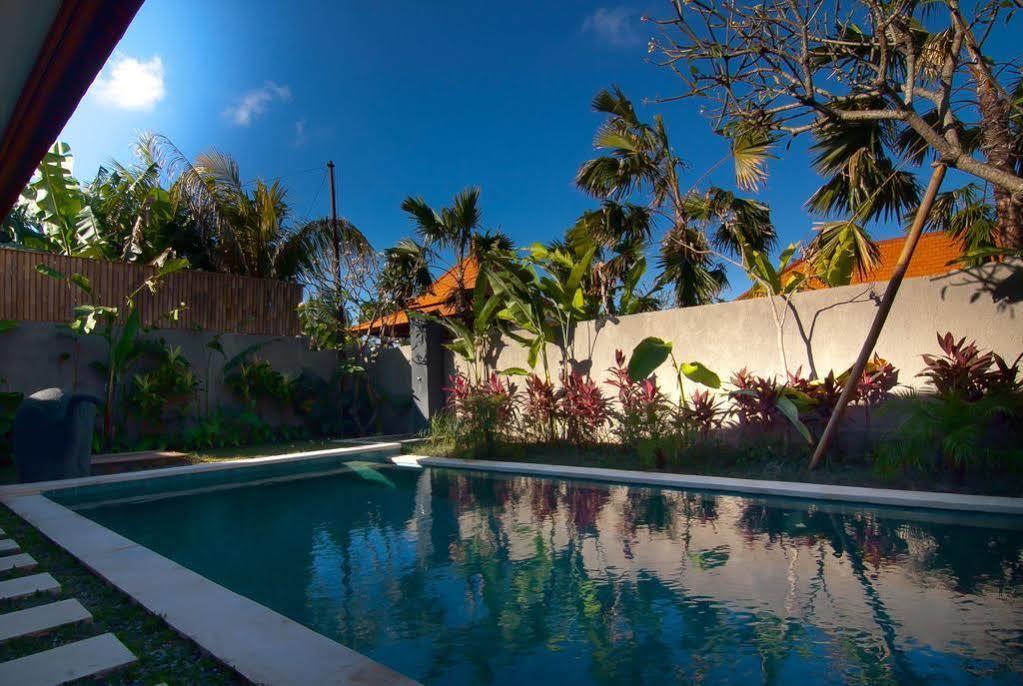 The Awan Villas - Chse Certified Seminyak  Luaran gambar